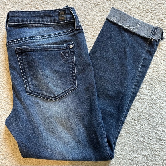 Jessica Simpson Forever Skinny Jeans size 28 short - Picture 1 of 4